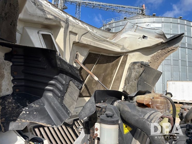 2012-international-prostar-image-35