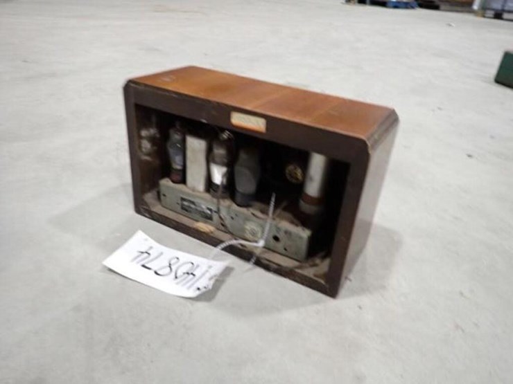 vintage-philco-radio-image-3
