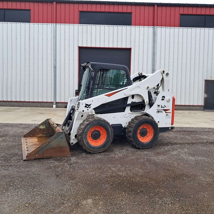 BOBCAT S740