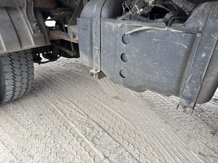 ford-f550-xlt-image-42