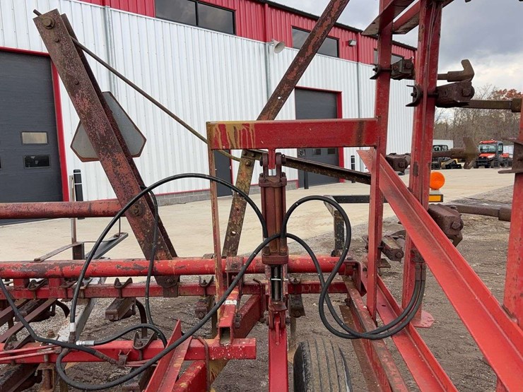 international-4500-image-12