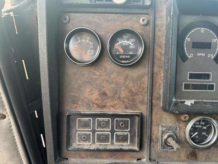 1989-kenworth-t600-image-70