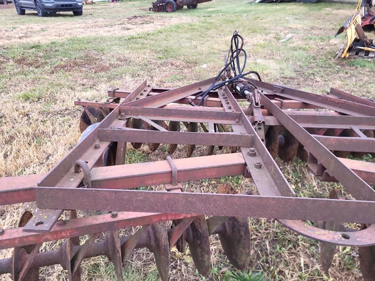 international-12-image-15