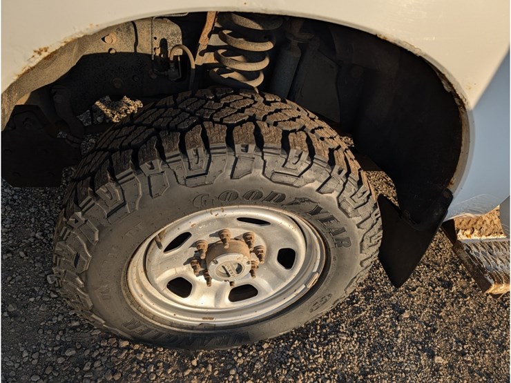 2011-ford-f350-image-11