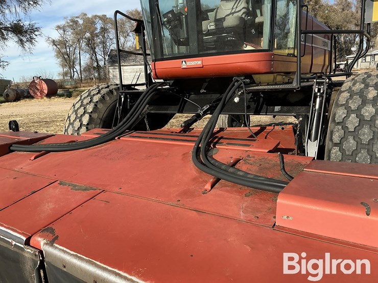 hesston-9260-image-10