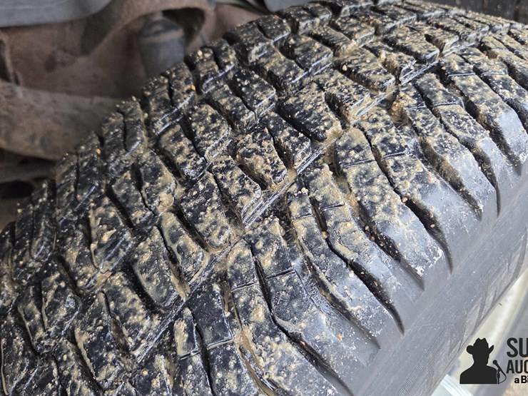 2003-chevrolet-1500hd-ls-4x4-pickup-truck-image-12