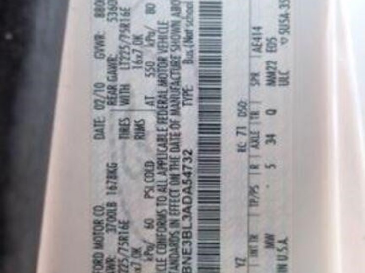 2010-ford-e350-xlt-image-9