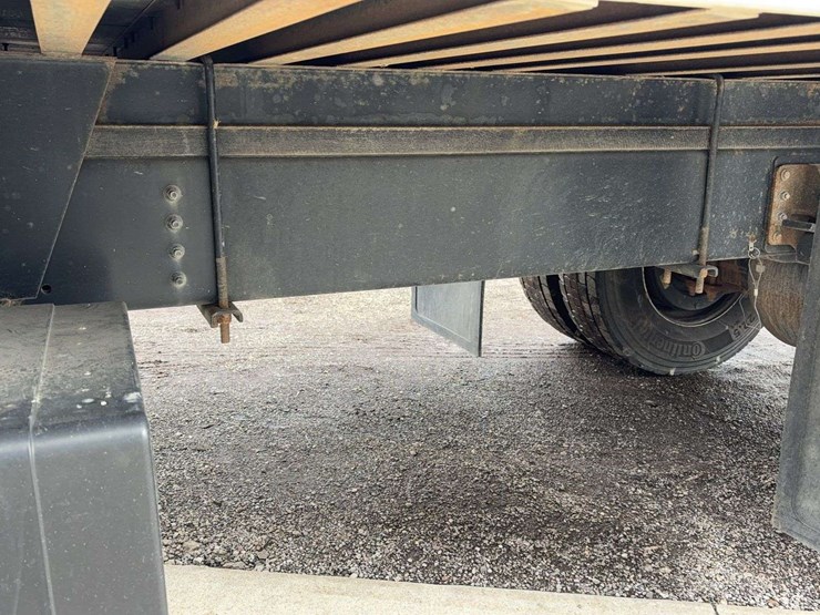 2018-isuzu-ftr-image-13