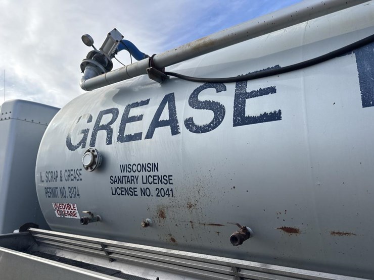 2005-kenworth-t800-image-25