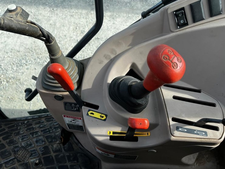 kubota-m7040hdc-image-28