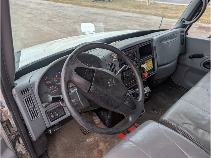 international-durastar-4300-image-21