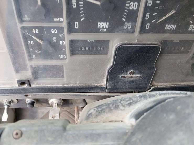 1994-international-9000-image-15