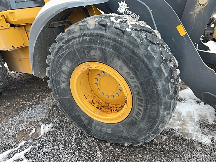 2019-deere-544l-image-6