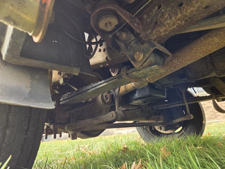 ford-f550-xl-image-31