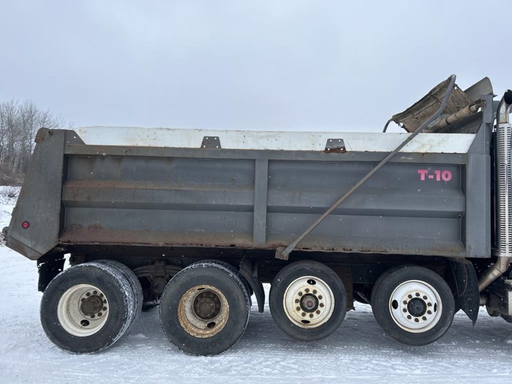 #1042-•-2000-volvo-quad-axle-dump-truck-image-21