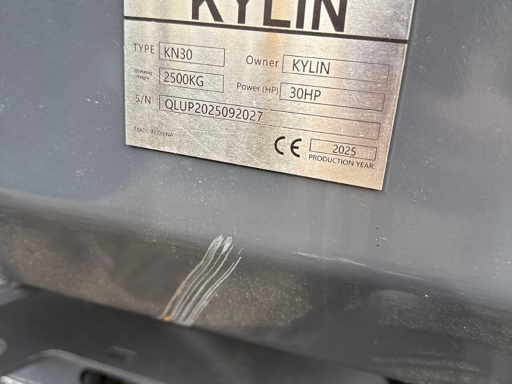 new-kylin-kn30-mini-excavator-image-9