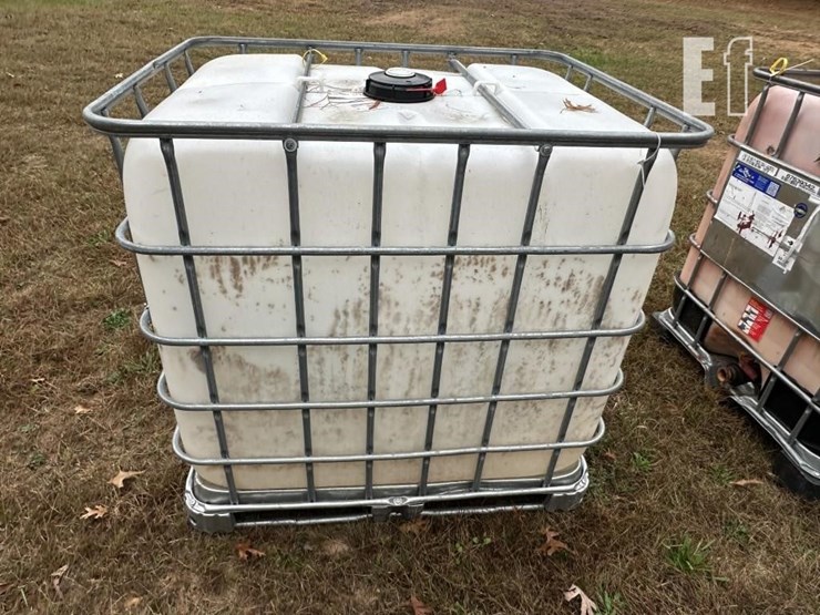 275-gallon-water-tank-image-4
