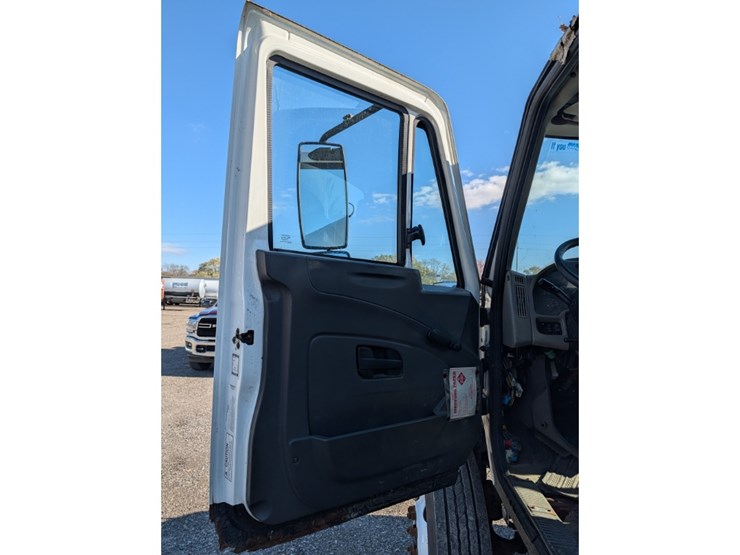 international-durastar-4300-image-15