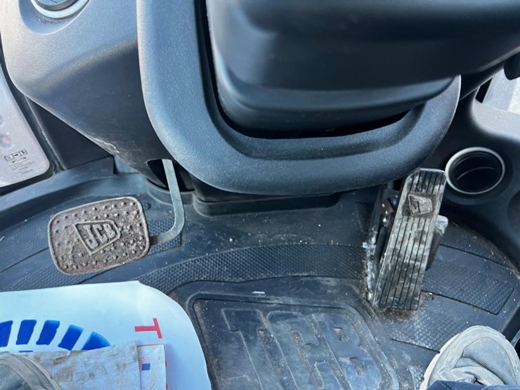 2018-jcb-409-image-31