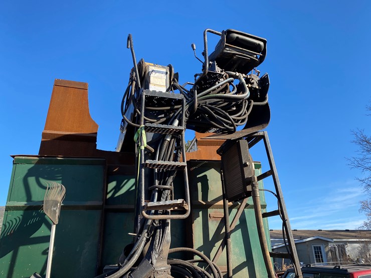 #205-•-2004-sterling-grapple-truck-(has-wi-title)-(chetek,-wi)-image-34