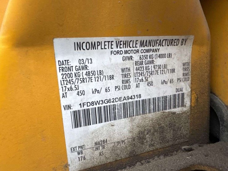 2013-ford-f350-image-28