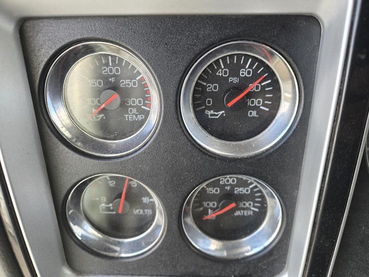 2013-kenworth-t660-image-57