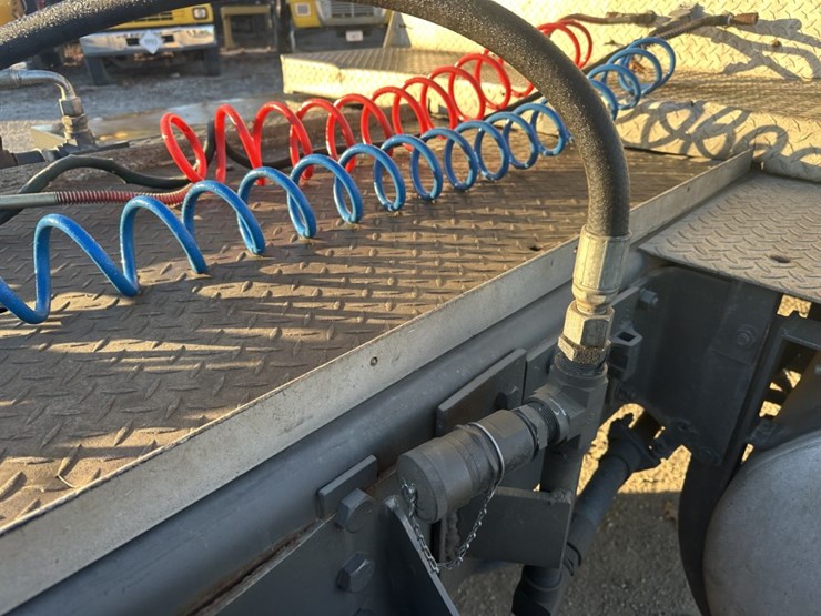 mack-rd688s-image-26