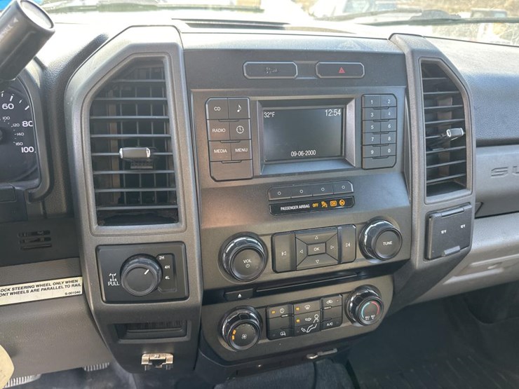 2017-ford-f250-image-30