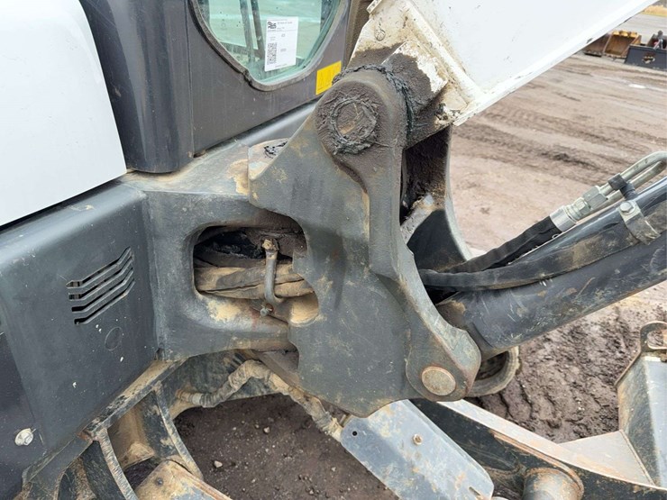 2020-bobcat-e42-image-46