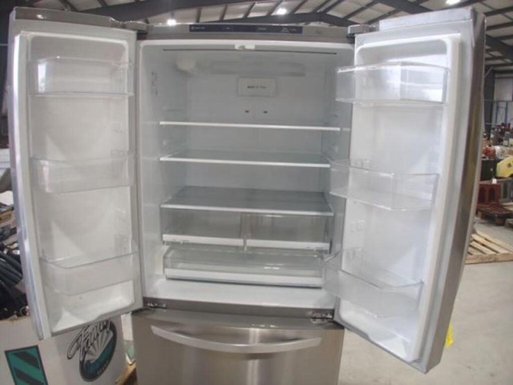 lg-33-in.-fridge-image-10