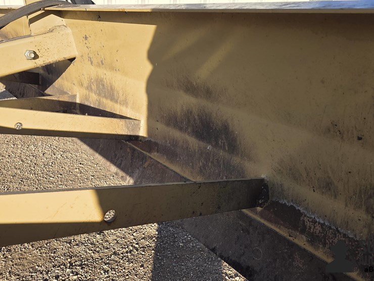 land-pride-bb4512-image-12