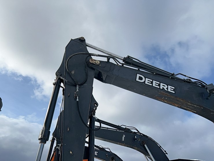 2020-john-deere-2020-image-4