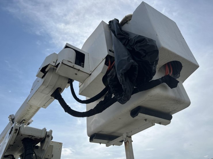 international-4000-image-59