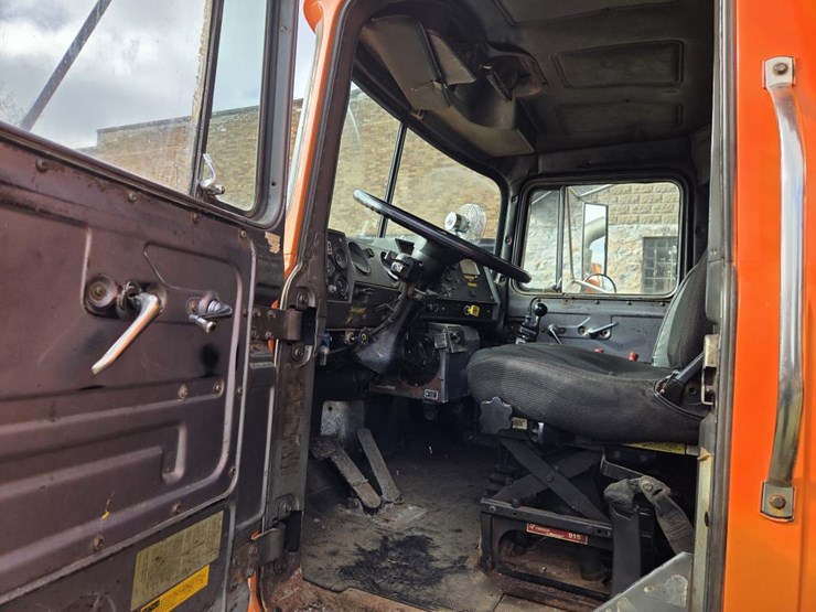 mack-rd690s-image-64