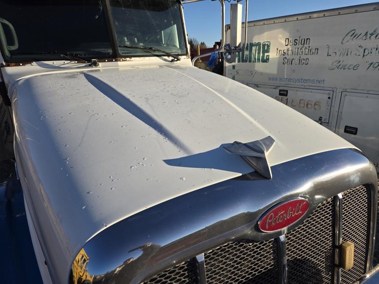 2007-peterbilt-386-image-13