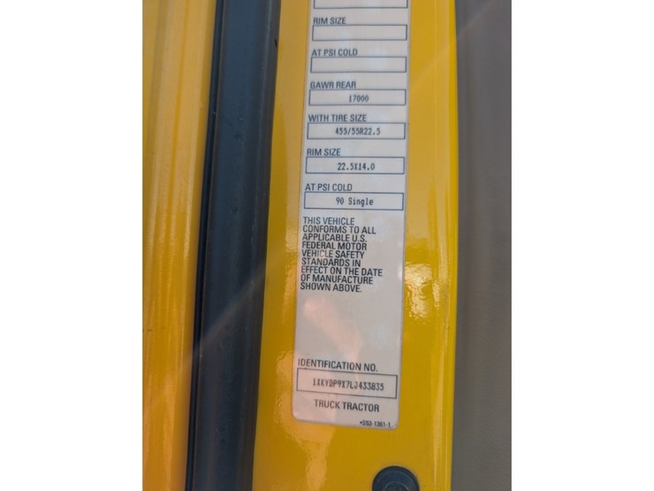 2020-kenworth-t680-image-38