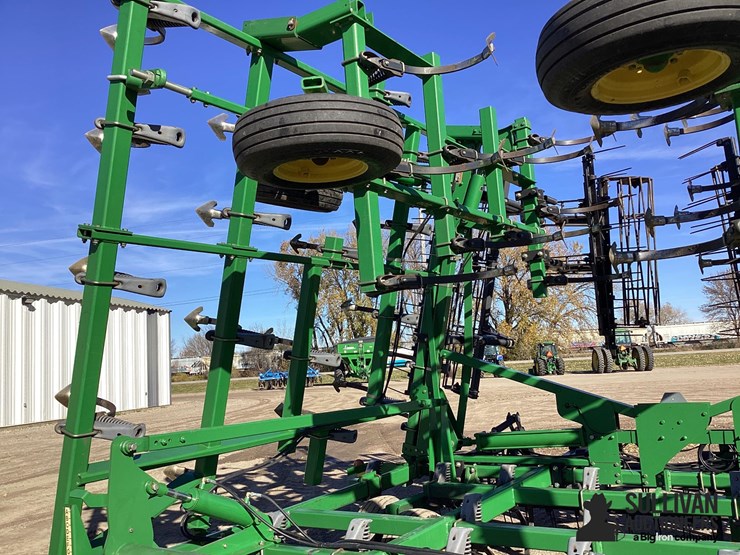 john-deere-2210-image-15