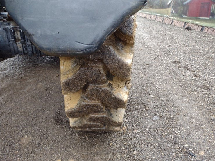 caterpillar-tl943-image-23