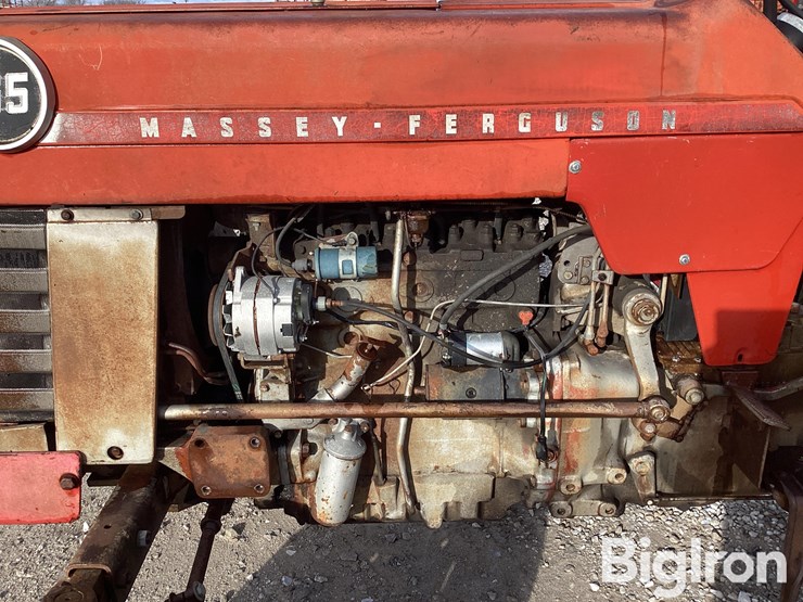 massey-ferguson-165-image-12