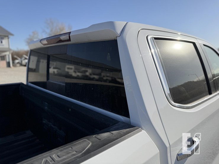 gmc-sierra-1500-slt-image-8