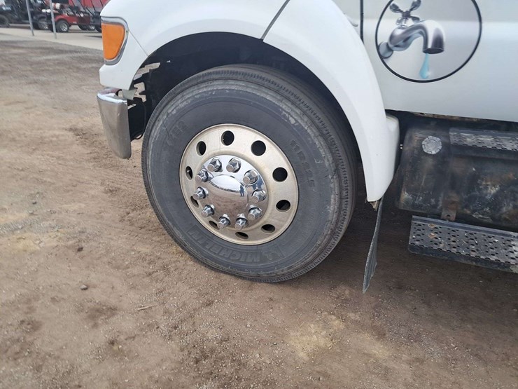 2009-ford-f750-image-7