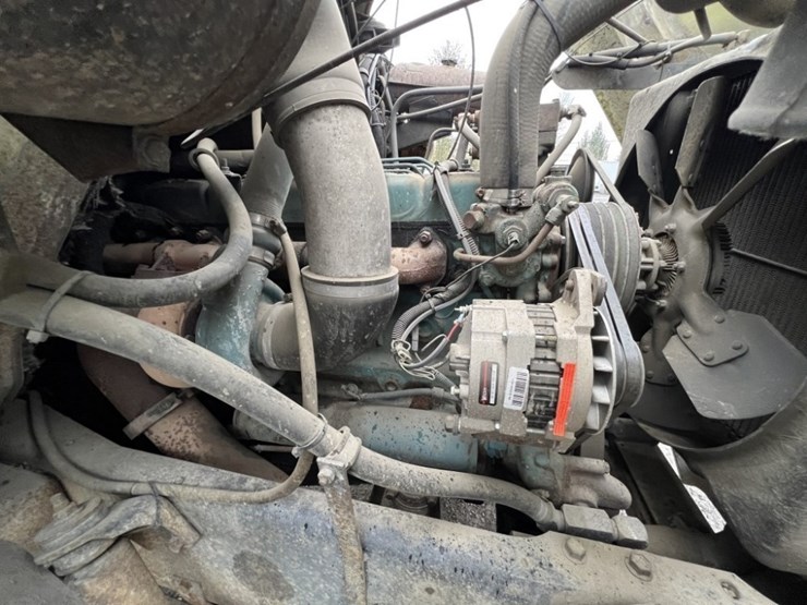 1986-international-1954-s/a-truck-tractor-image-12