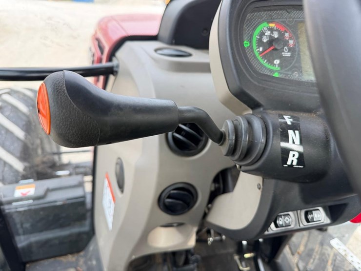 2019-case-ih-farmall-130a-image-20