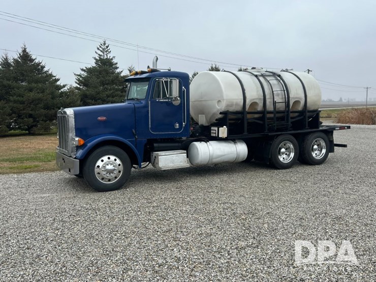 1989-peterbilt-378-image-2