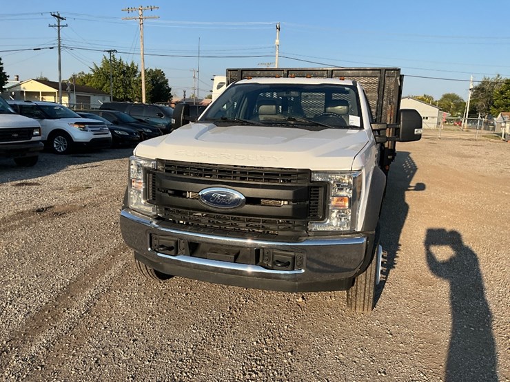2019-ford-f550-image-3
