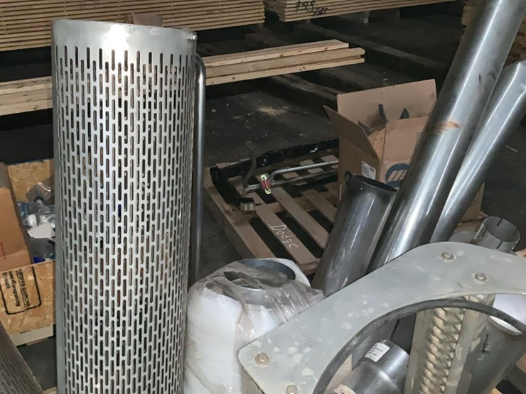 #563-•-aluminum-truck-accessories-image-4