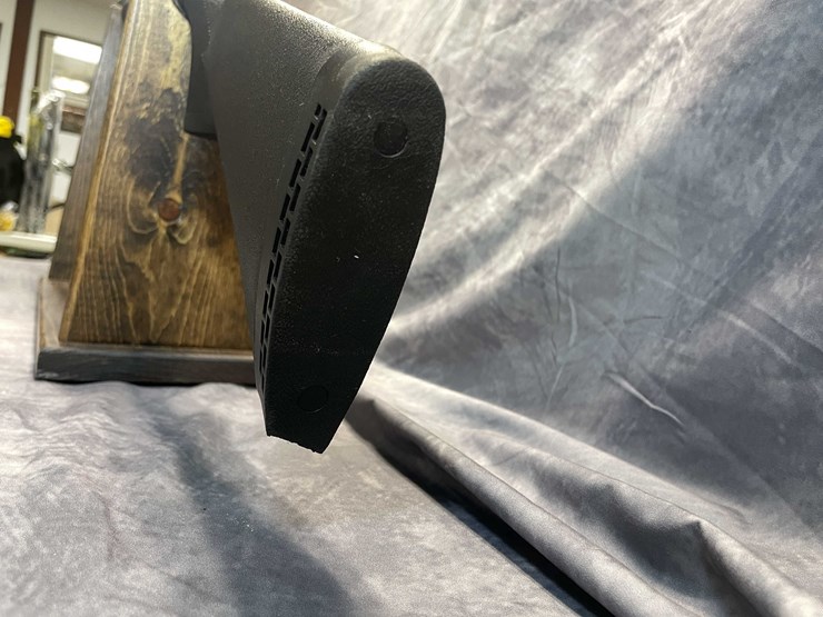 #2337-•-nef-12-ga.-pump-action-shotgun,-sn:-nz921468-image-11