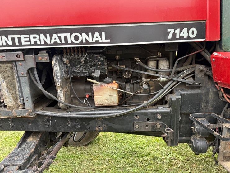 #1016-•-1989-case-7140-tractor-(fennimore,-wi)-image-17
