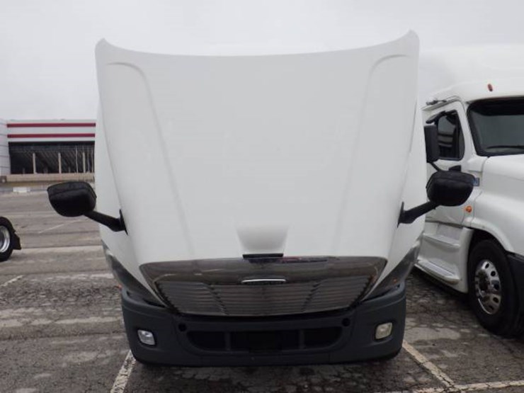 2019-freightliner-cascadia-125-image-27