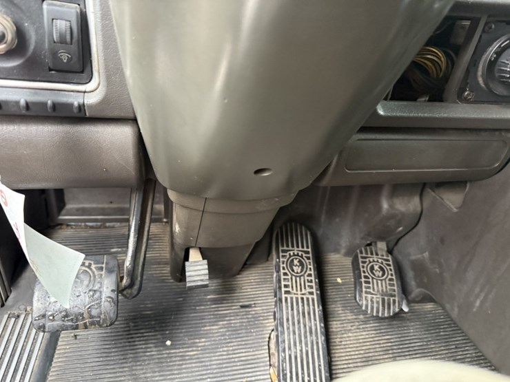 2003-kenworth-t800-image-48